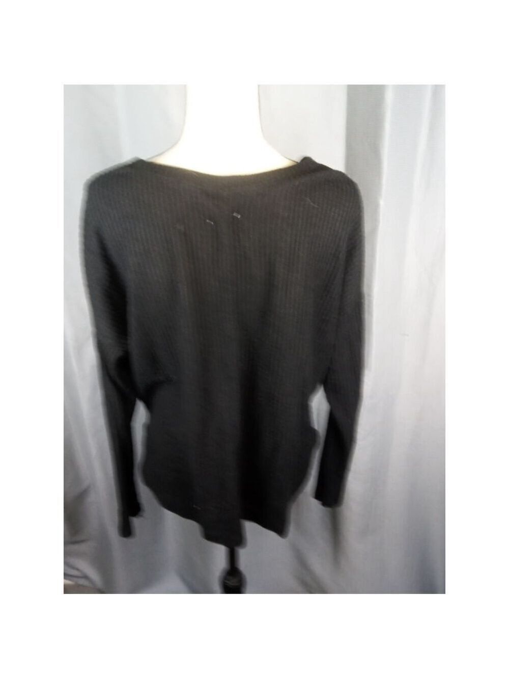 Women's Colsie Black Ribbed Long Sleeve Henley Top, size L - Picture 4 of 5